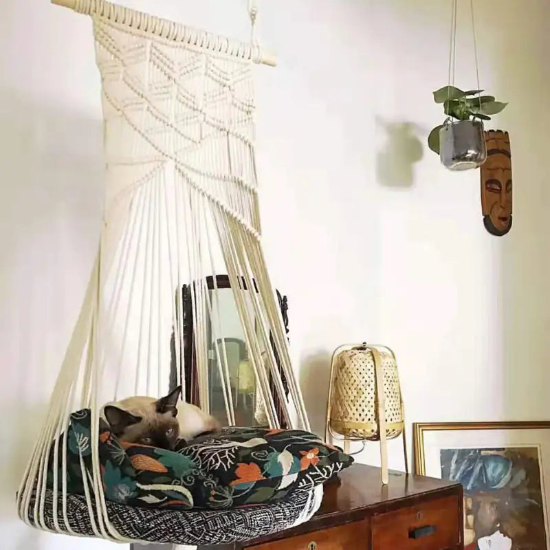 Cama colgante para gatos estilo bohemio con diseño de encaje hecho a mano